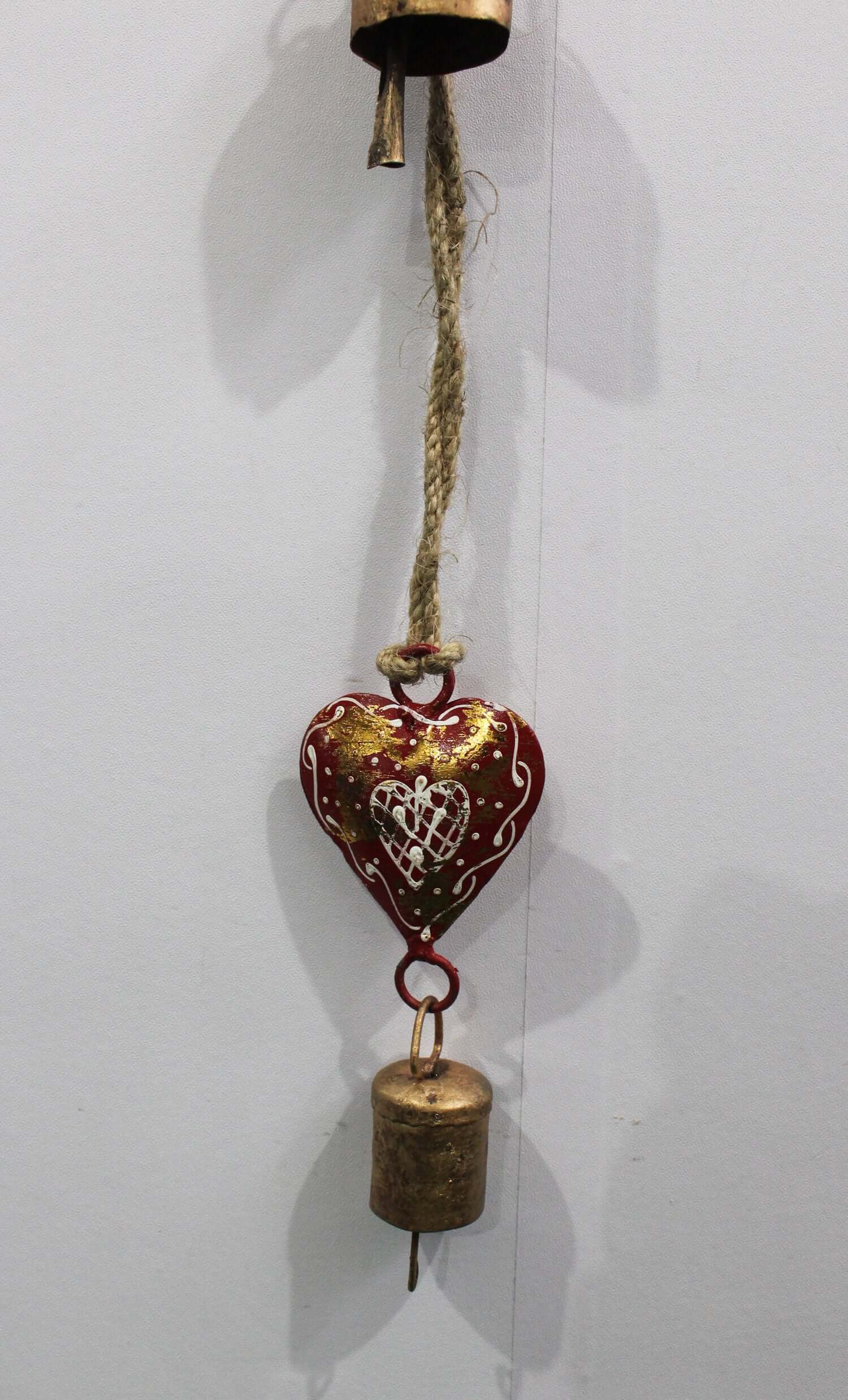 Iron metal heart hanging chime