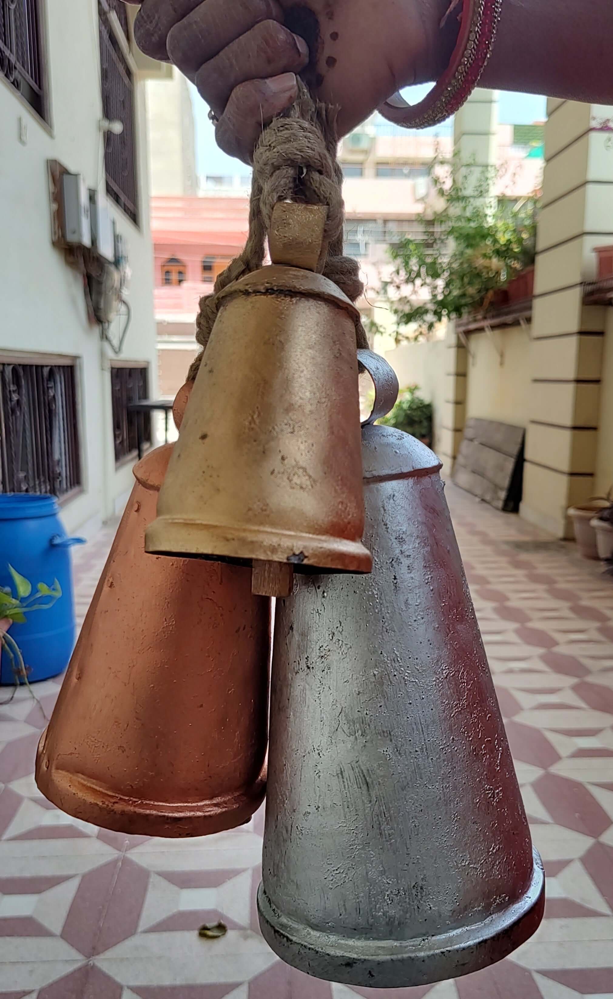 Rustic Iron Cow Bells - Set of 3 for Outdoor Décor