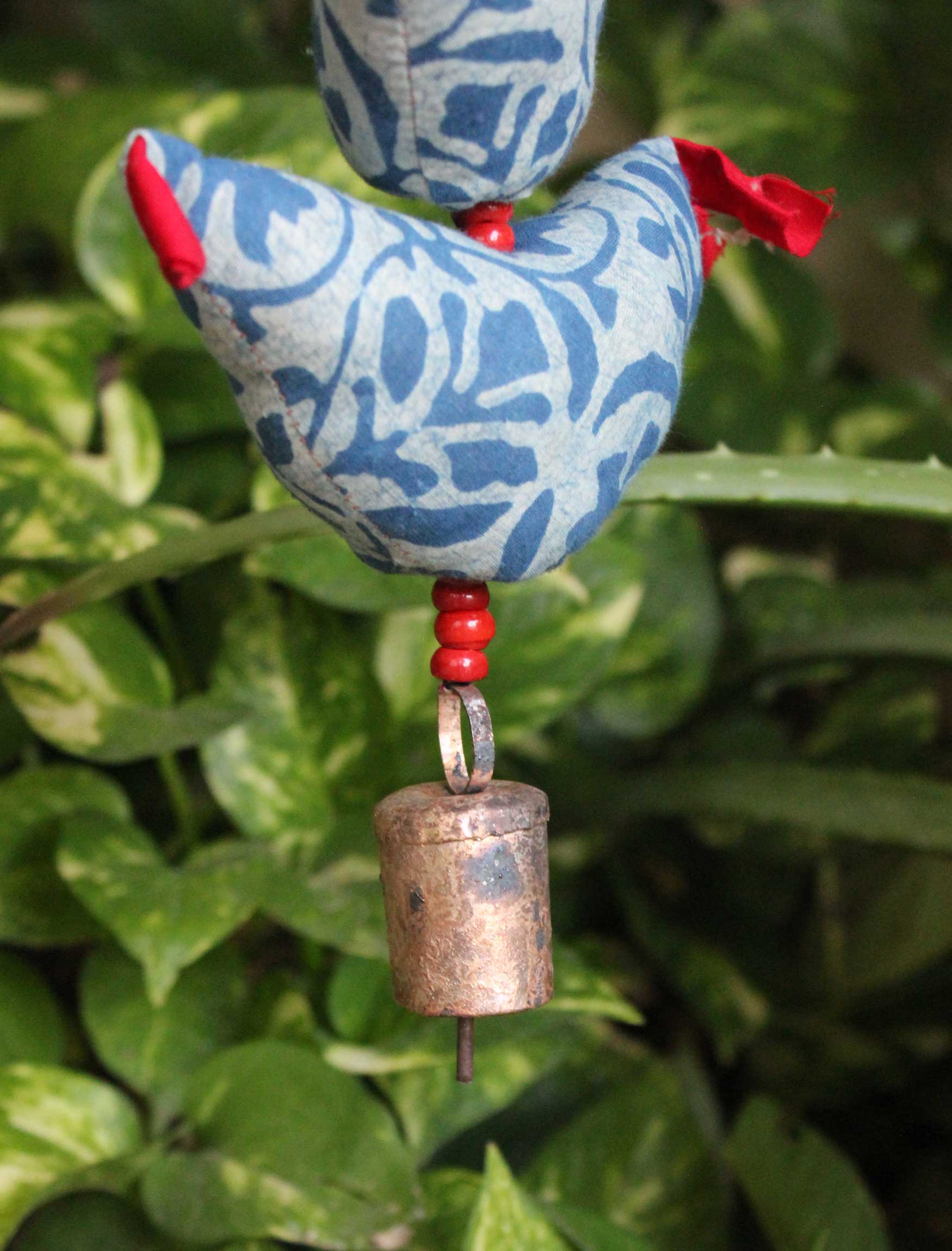 Handmade eco-friendly bird bells in indigo, perfect for unique décor. 100 cm height string with metal bells. Ideal gift for you!