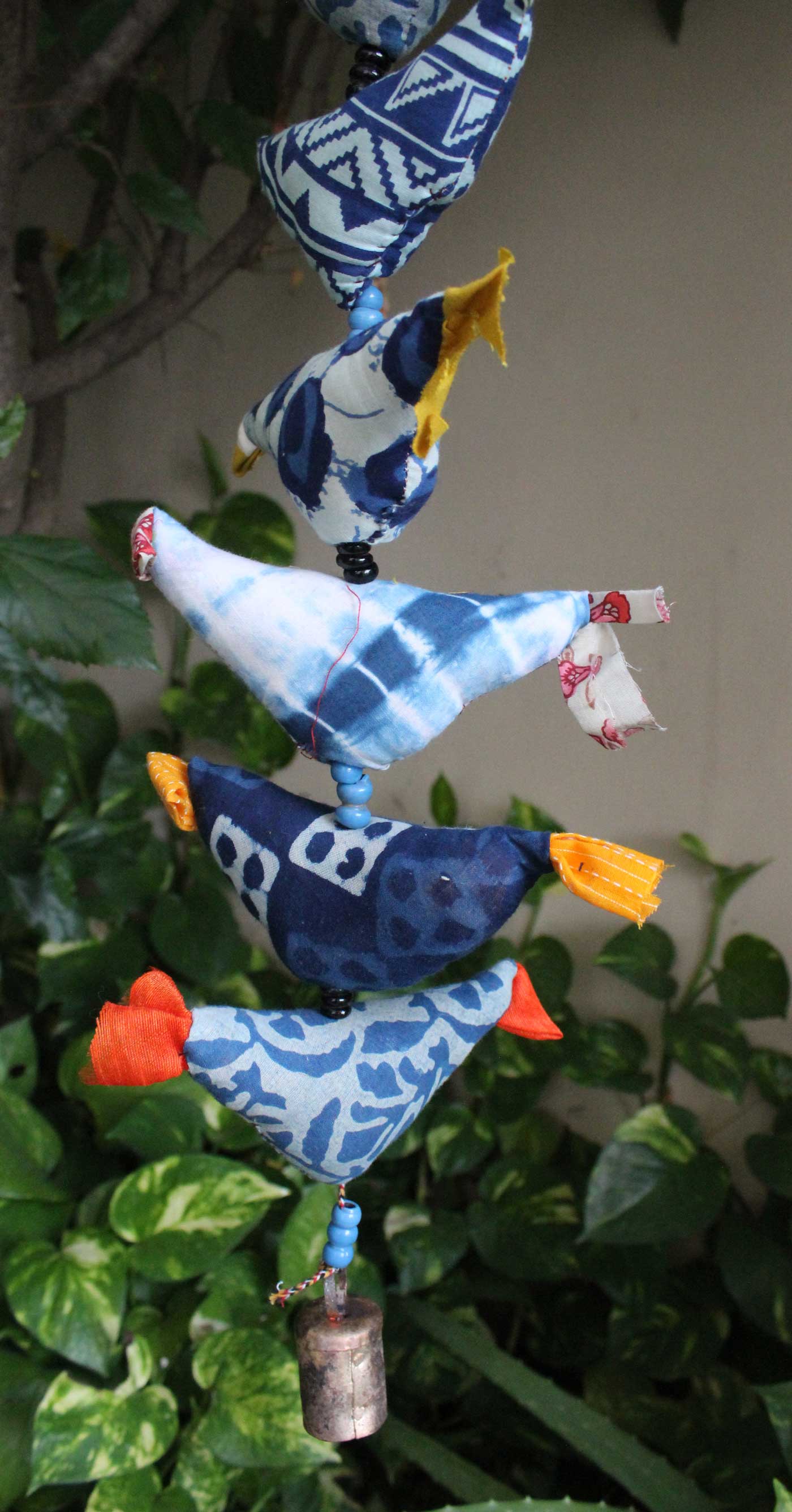 Handmade eco-friendly bird bells in indigo, perfect for unique décor. 100 cm height string with metal bells. Ideal gift for you!