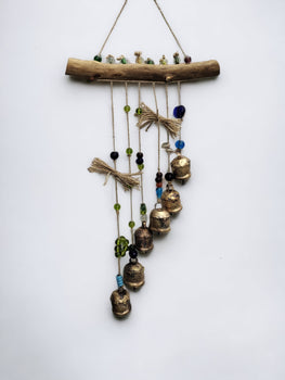 Enhance your space with this set of 5 handmade rustic wind chimes. Perfect for gardens or as a charming wall piece!