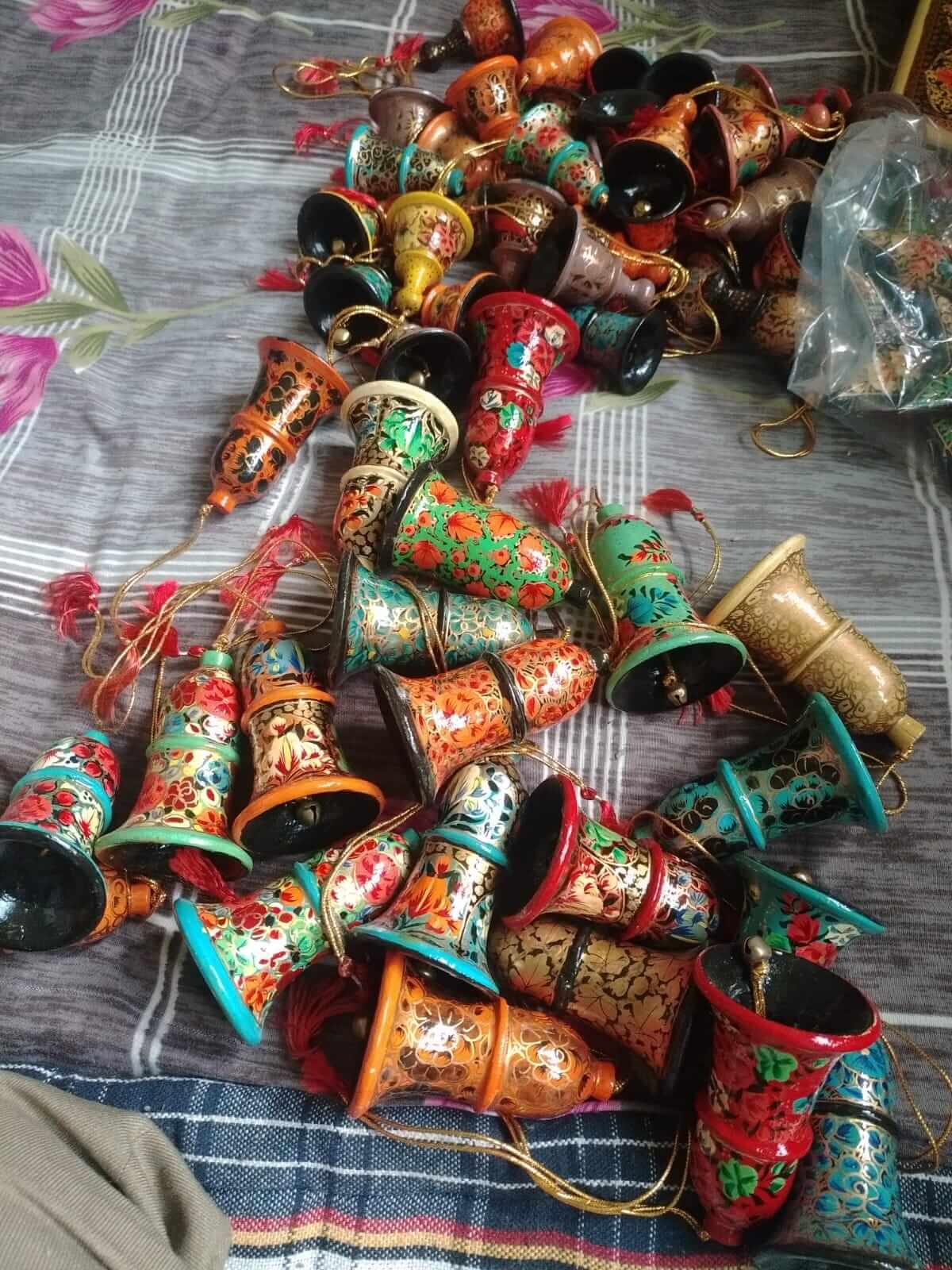 Celebrate with our lightweight, hand-painted paper mache bells—perfect for X-Mas tree decorations and thoughtful Christmas gifts!