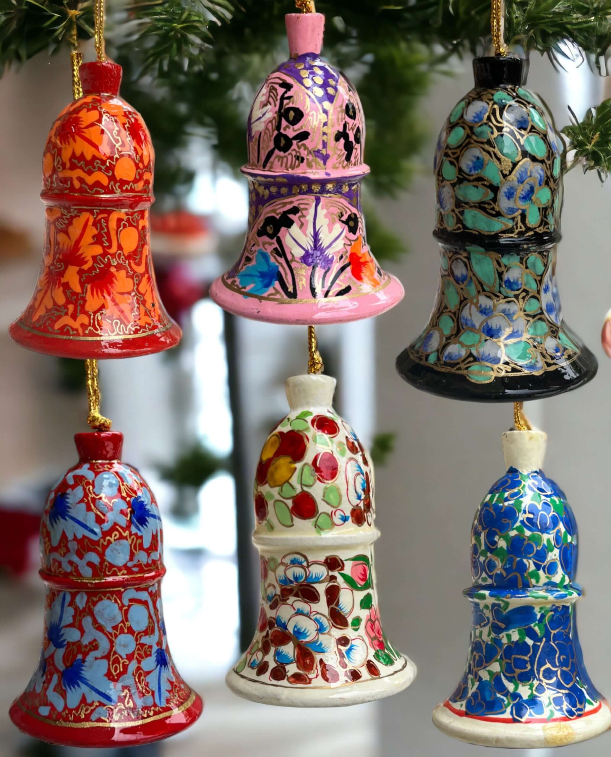 Celebrate with our lightweight, hand-painted paper mache bells—perfect for X-Mas tree decorations and thoughtful Christmas gifts!