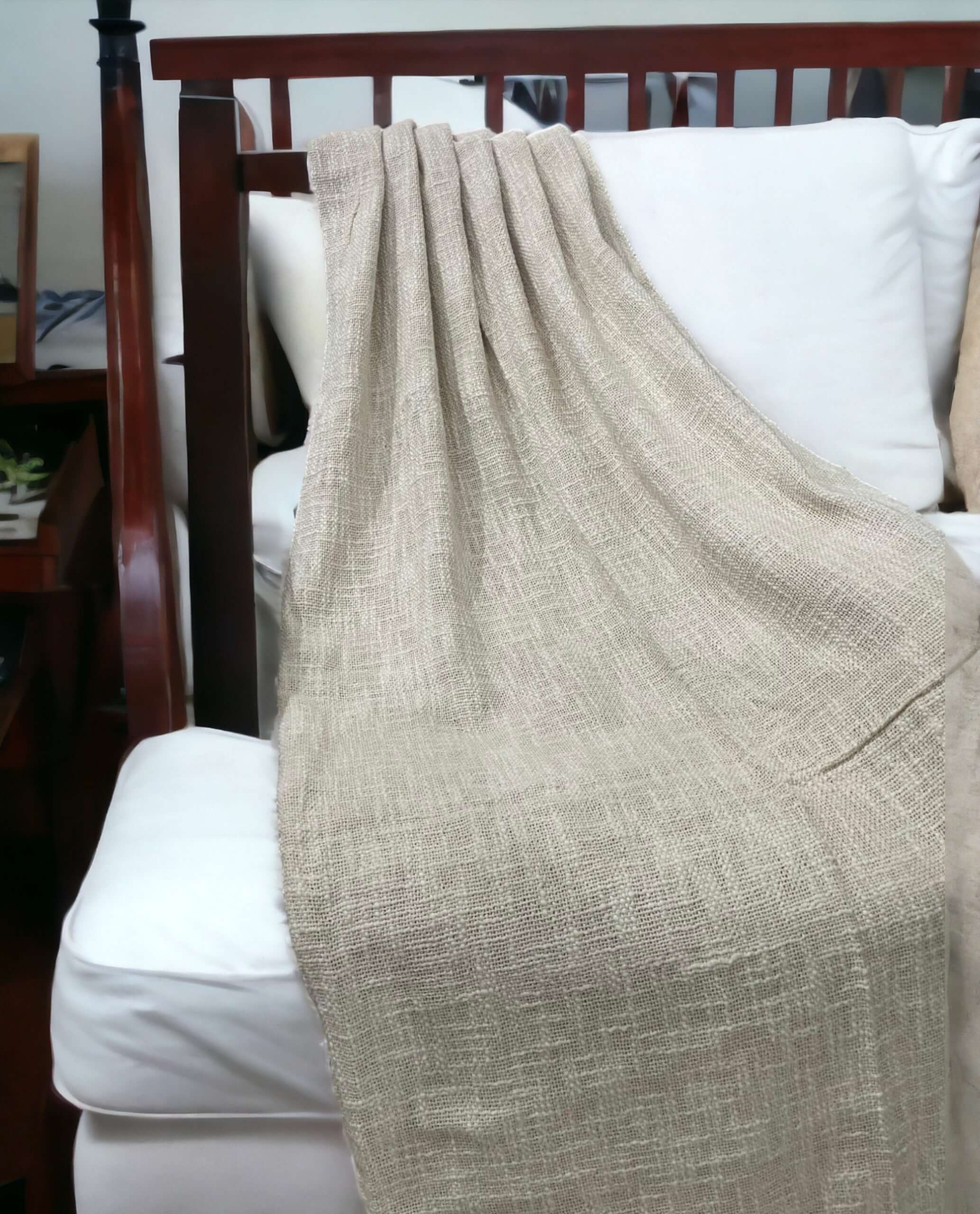 Hand-Loomed Cotton Sofa Throw - Bohemian Décor Bed Sheets