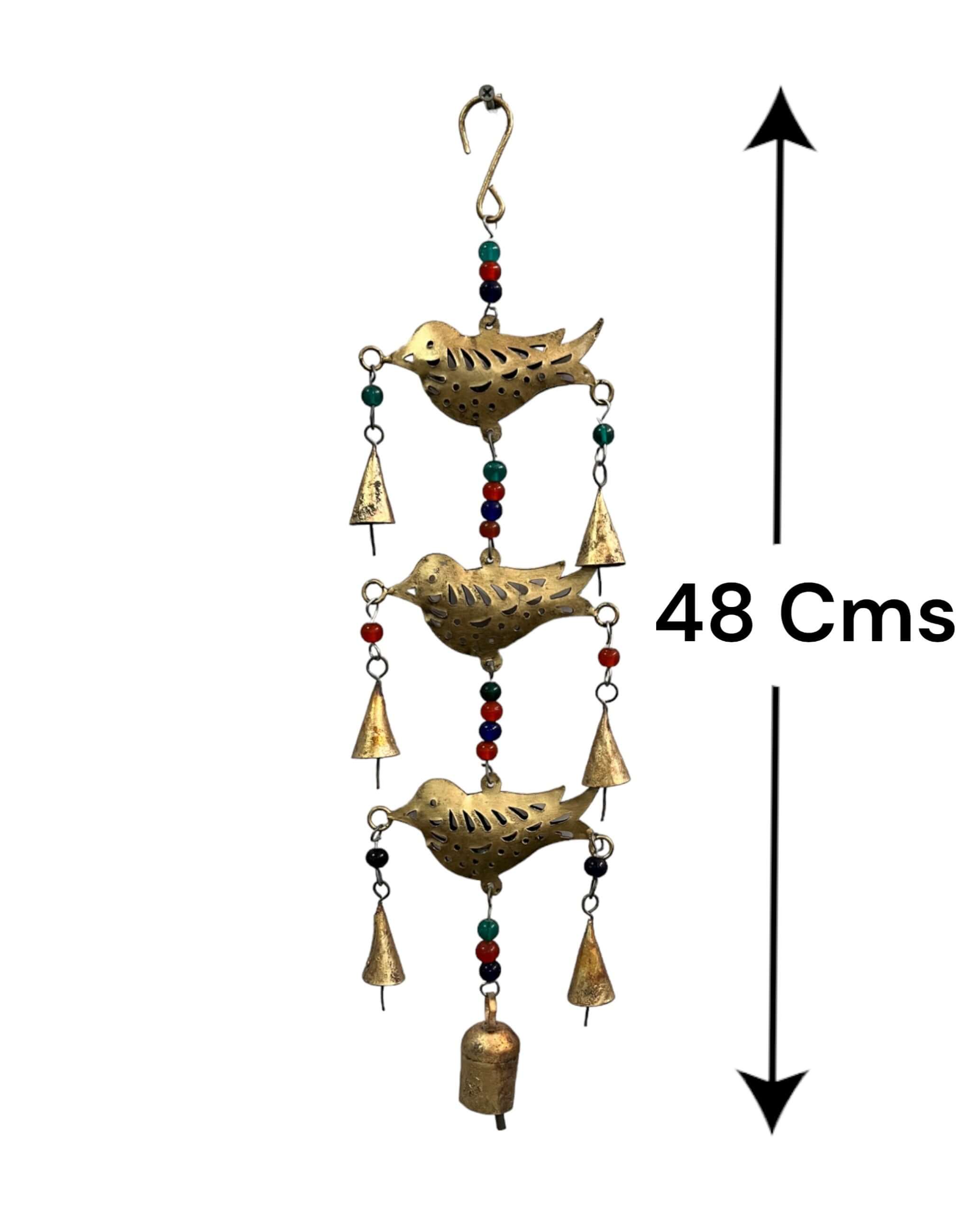 Enhance your space with this 48 cm metal birds chime, complete with beads and bells. Perfect for a stylish boho touch!
