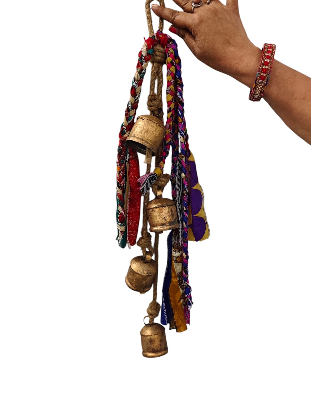 Mango Gifts Rustic Iron 4 Vintage Metal Bells Hanging Windchime with Rope Relaxing Tranquil Wind Chimes 72 cm Height (Copy)