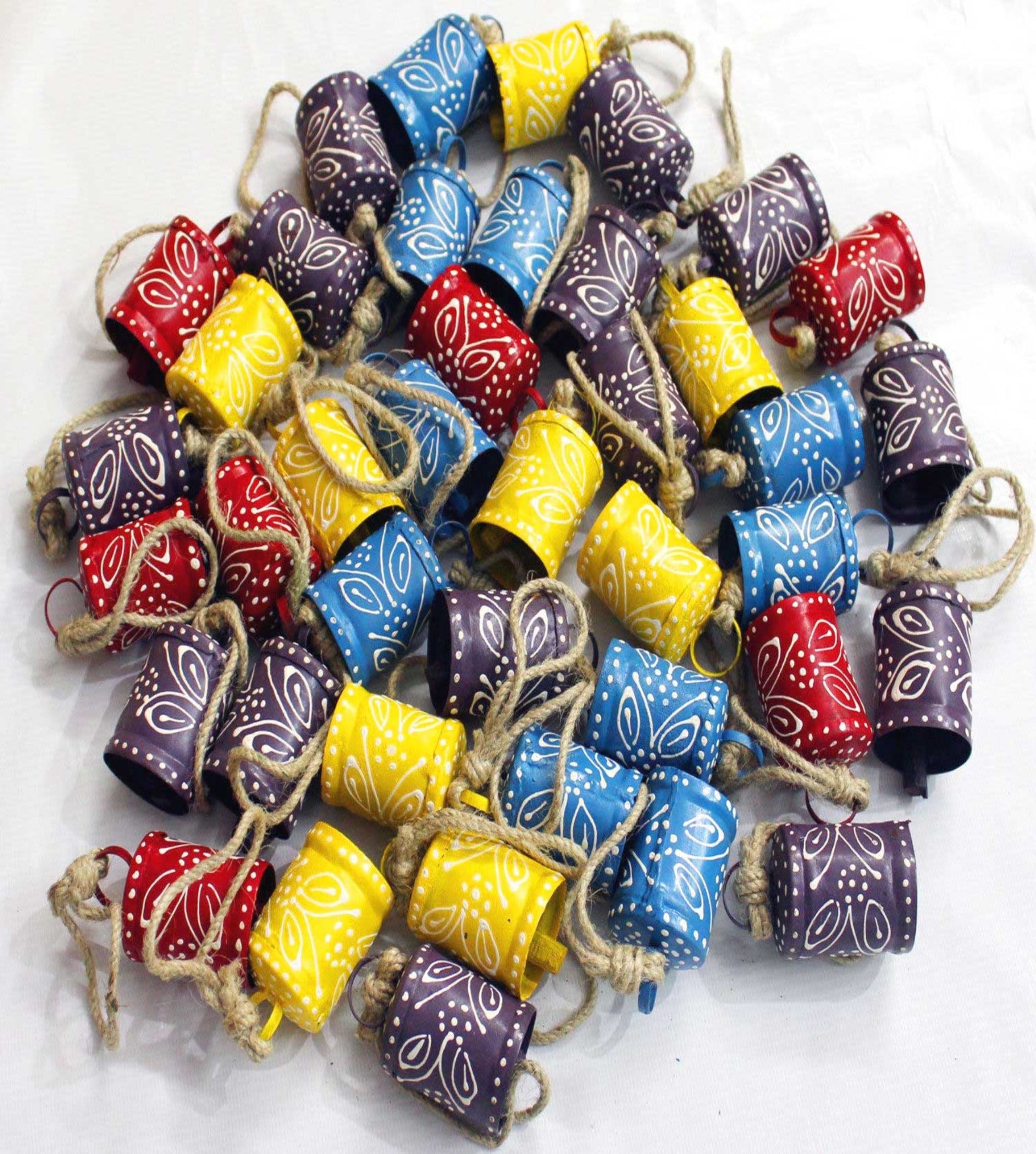 Elevate your decor with our 2.5" hand-painted bells. Perfect for X-Mas, weddings, and gardens. Enjoy soothing sounds and vibrant colors!