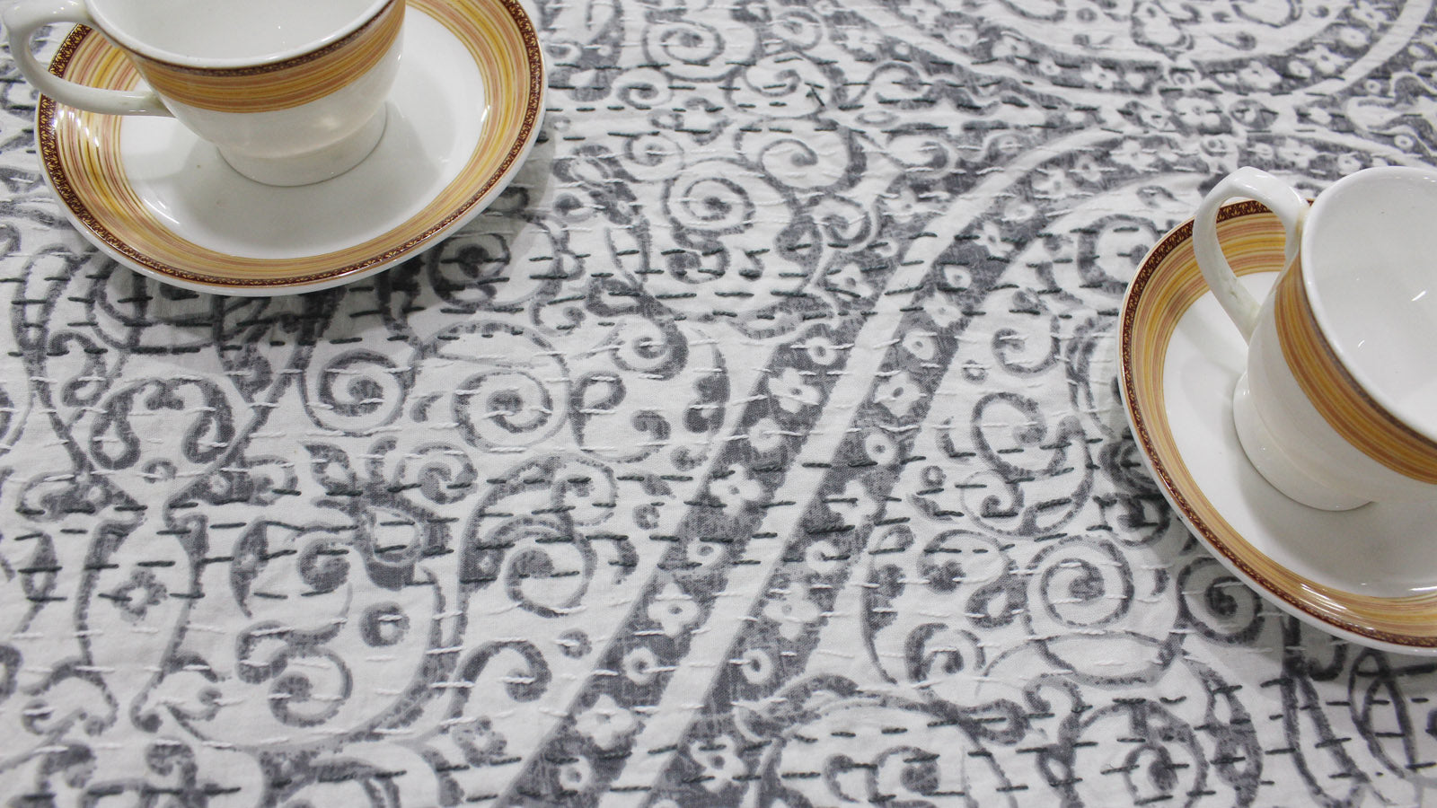 100%Cotton Linen Placemats for Dinning Table Set of 6 Pcs ,15 x 22 Inch Washable Reusable