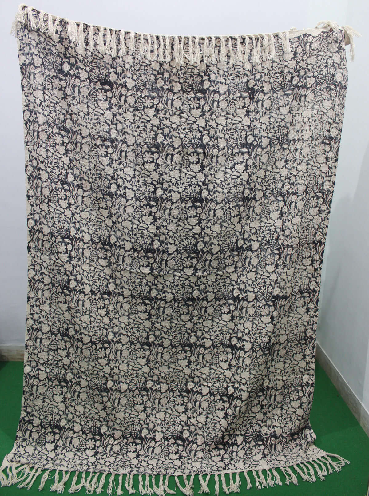 Hand-Loomed Cotton Sofa Throw Blanket - 72x52 Inches