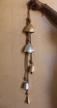 5 Vintage Gold and Silver Bells with Wooden Clapper Hanging Chimes 82 cm Length Holiday Christmas Decoration