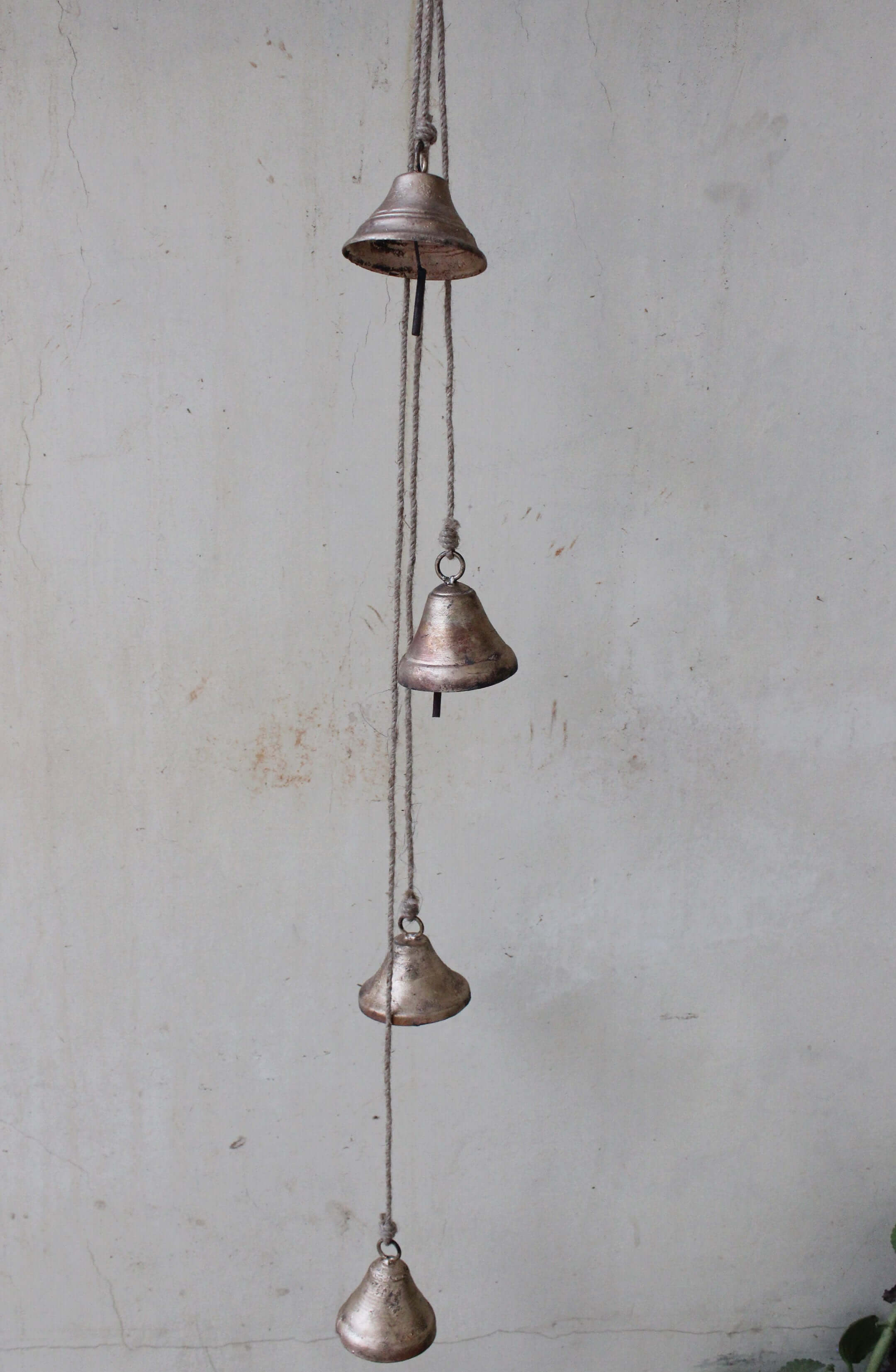 Rustic Iron Tin Bells Chime for Outdoor Decor