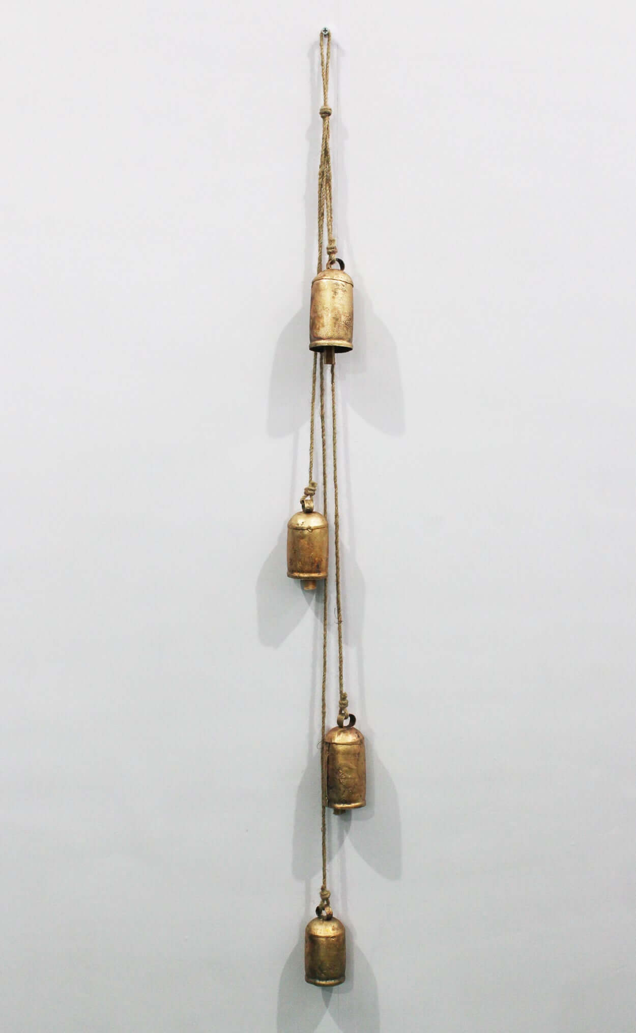 4 Antique Harmony Bells - Garden Chimes Décor