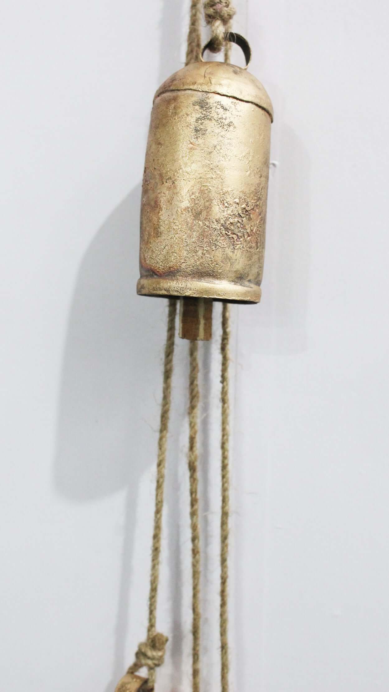 4 Antique Harmony Bells - Garden Chimes Décor