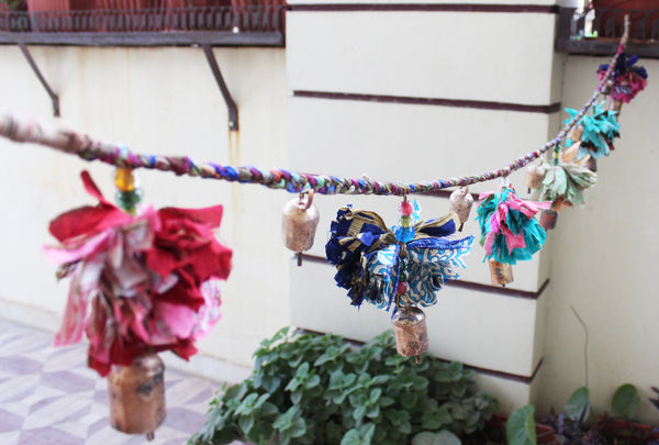 Vintage Tin Bells Hanging Garland Handmade Garlands for Party and Home Decoration 150 cm Length