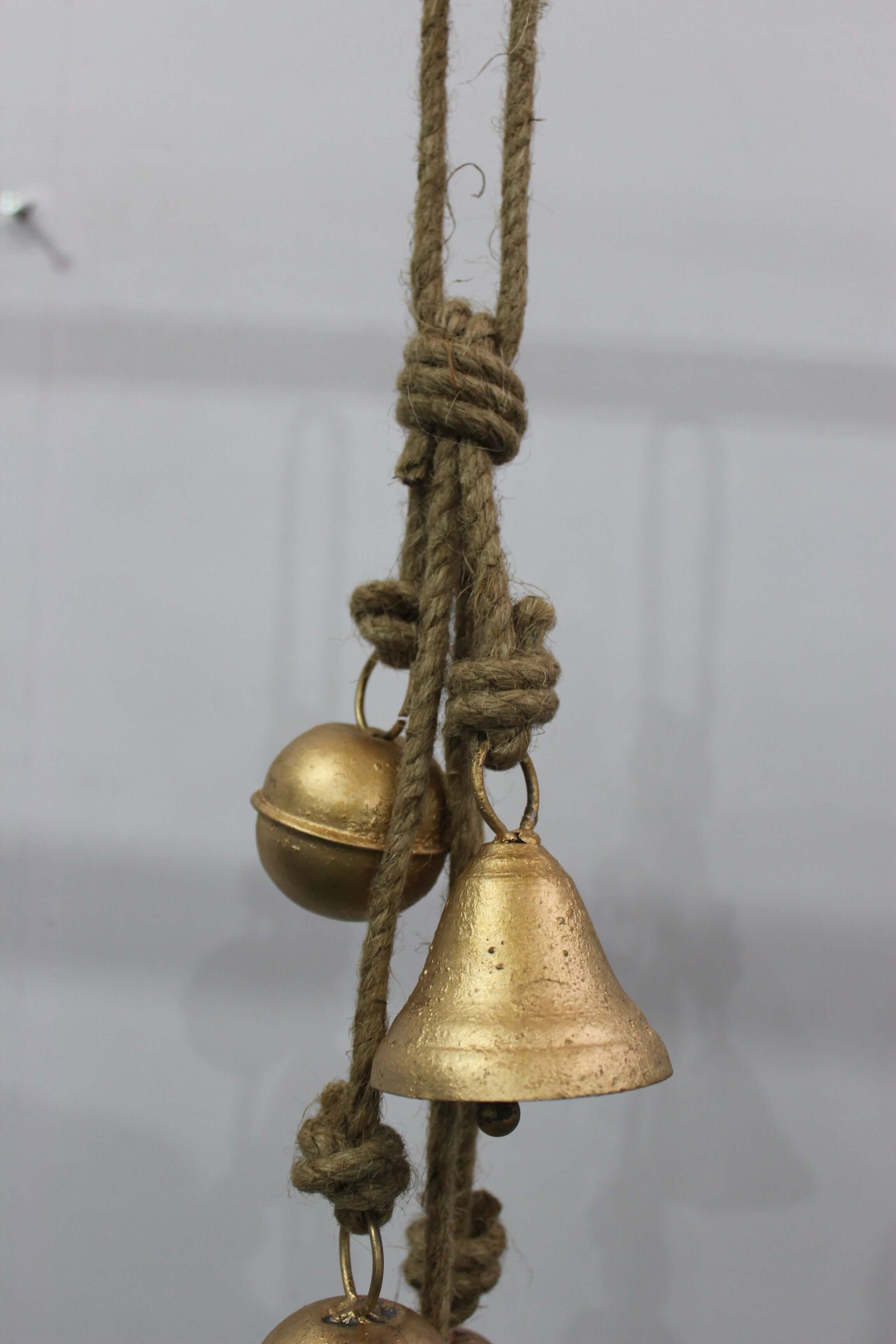 Shabby Chic Rustic Iron Bells Wind Chime for Outdoors