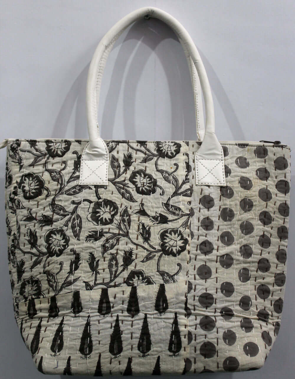 handbags,shopping bags,tote bags