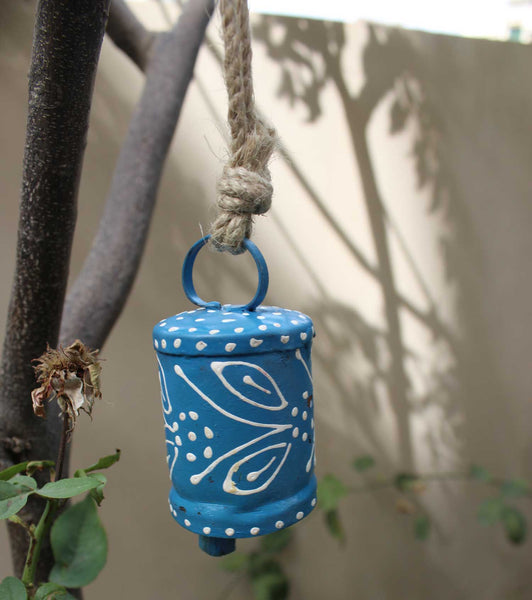 Recycled Iron Hand Painted Decorative Bells 2.5" H  , for X-Mas Party , Wedding & Patio Decoration