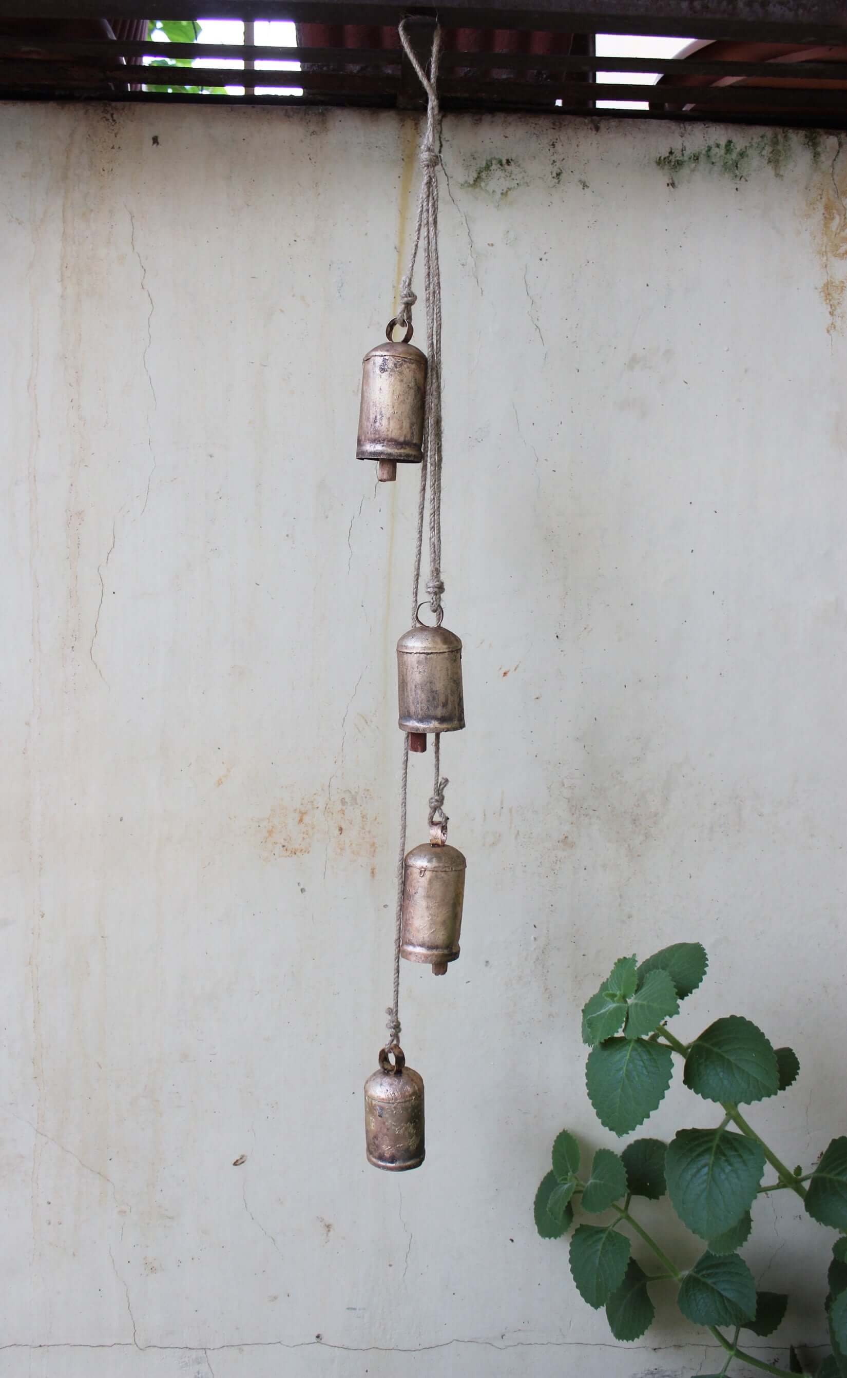 4 Antique Harmony Bells - Garden Chimes Décor