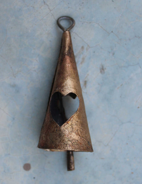 Recycled Iron Vintage Heart Bells Windchimes Bells Craft Supply 3" Inches - Mangogiftsstore