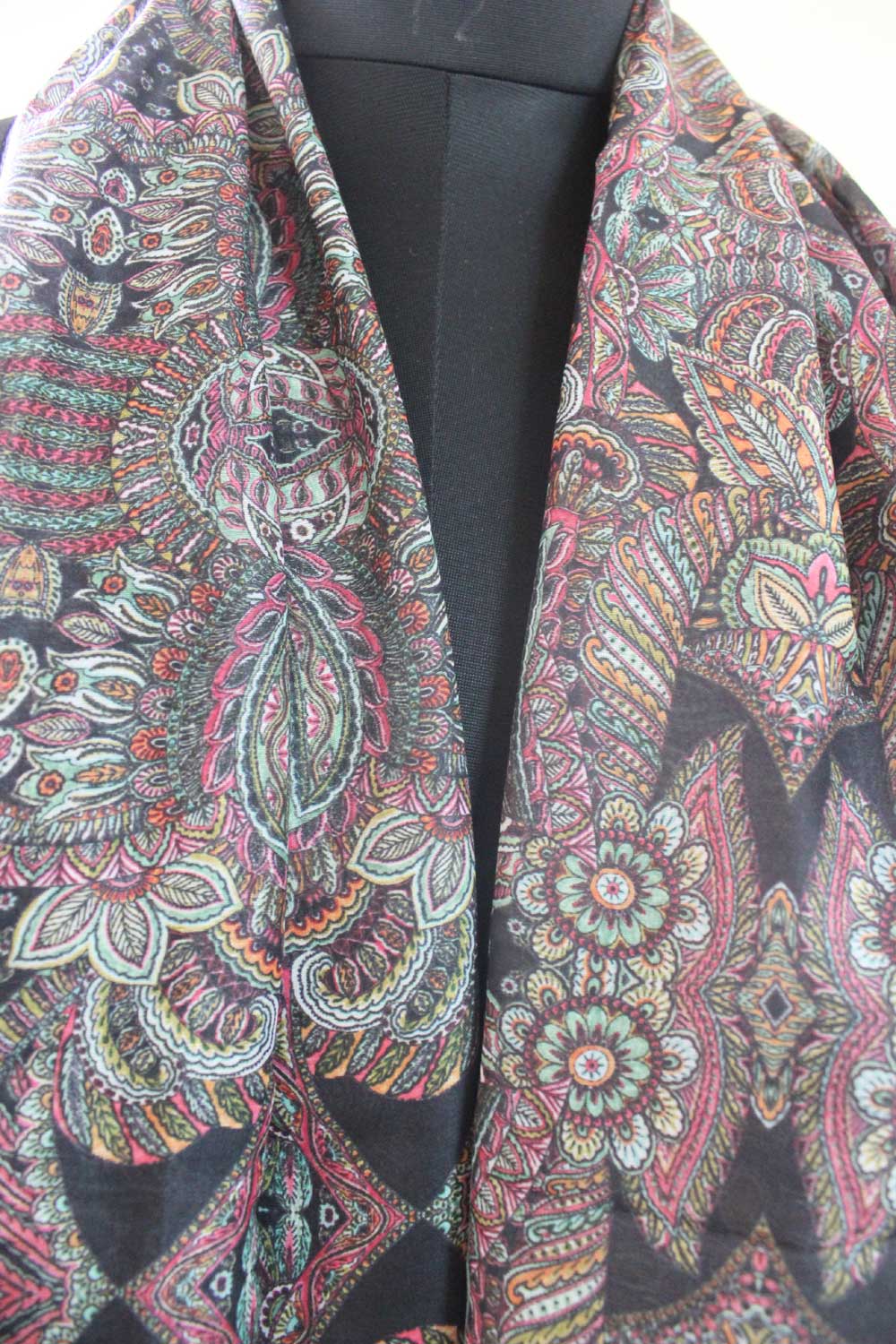 Women’s Indian Silk Sari Scarf - Wholesale Fashion Wraps