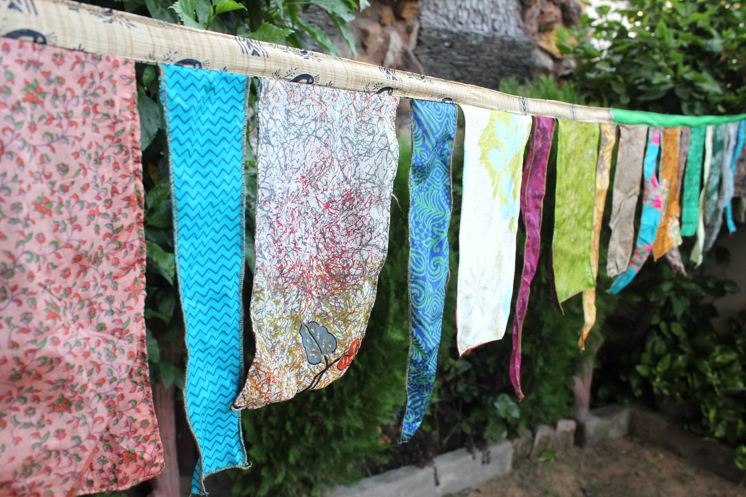 Mango Gifts Handmade Multicolour Indian Vintage Recycled Sari Saree Large Flag Bunting Garlands for Party Garden Outhouse and Patio Decoration