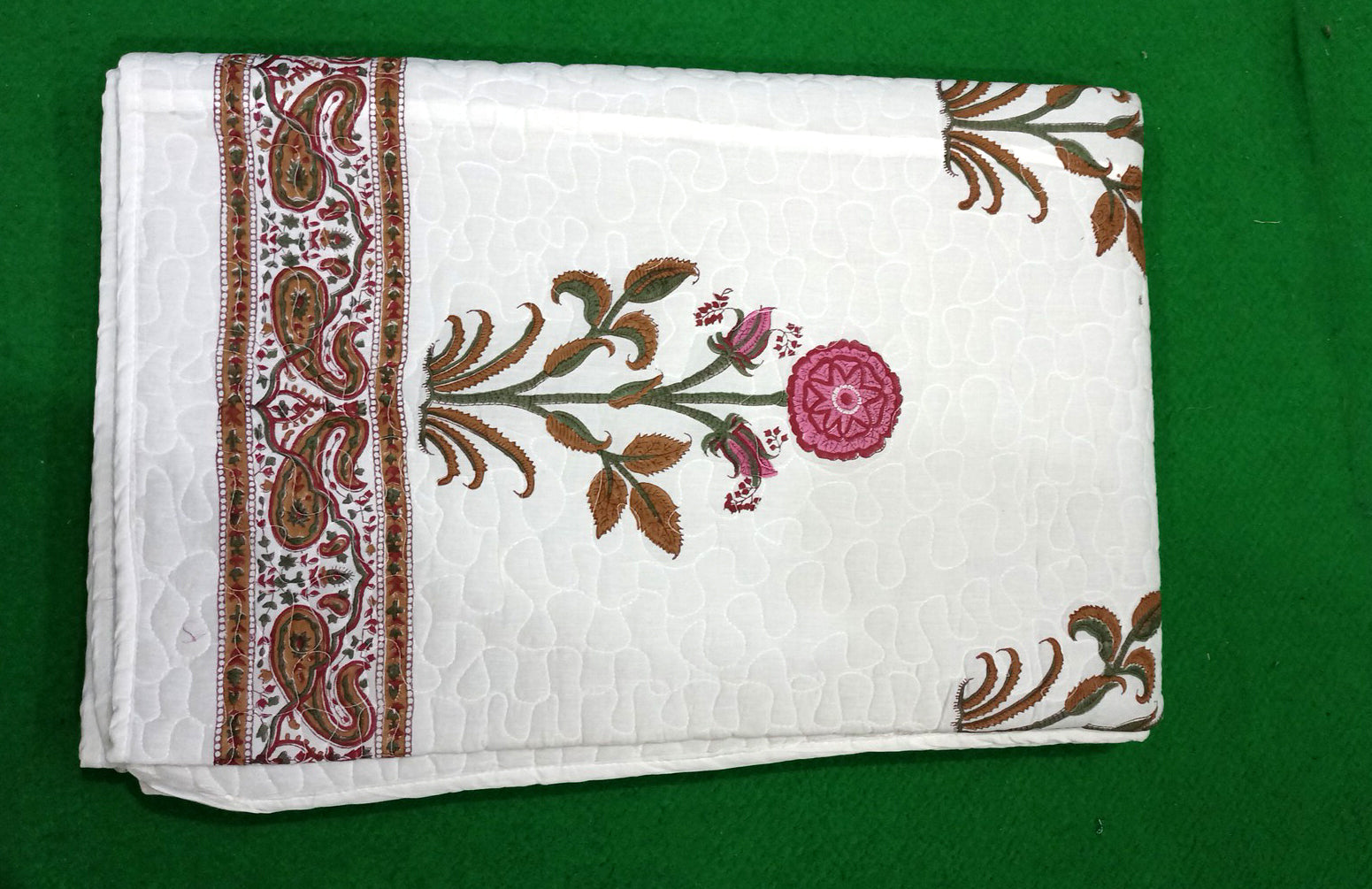 White Cotton Quilt Floral Handblock print Quilted Jaipur Razai Premium Quality