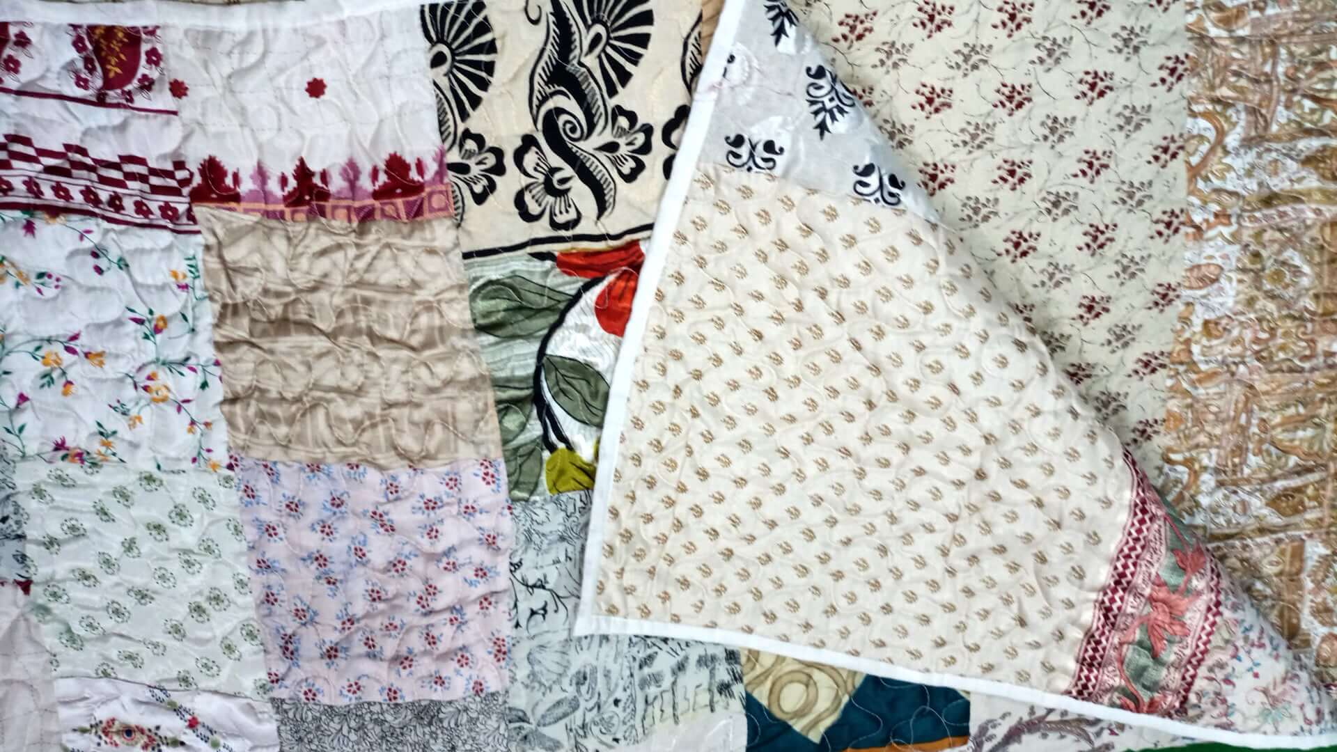 Vintage Indian Silk Sari Patchwork Quilt Bedspread