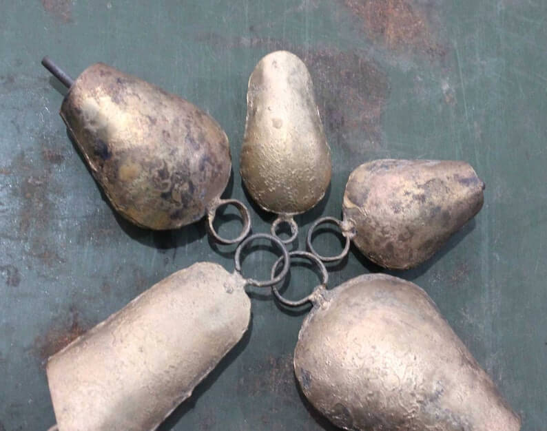 Cow bells,Craft Bells,Handcrafted,Handmade,Indian Bells,Iron Tin bells,Jingle Bells,Rustic,Rustic Vintage,Witchcraft Décor,Witches Bells Rustic Iron Cow Bells Set - 10 Pcs Handmade Chimes